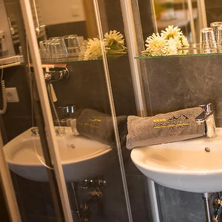 Bergparadies - Inklusive Eintritt In Alpentherme 4* ドルフガシュタイン